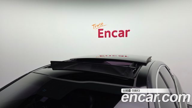 Kia K7 2018 — photo 20