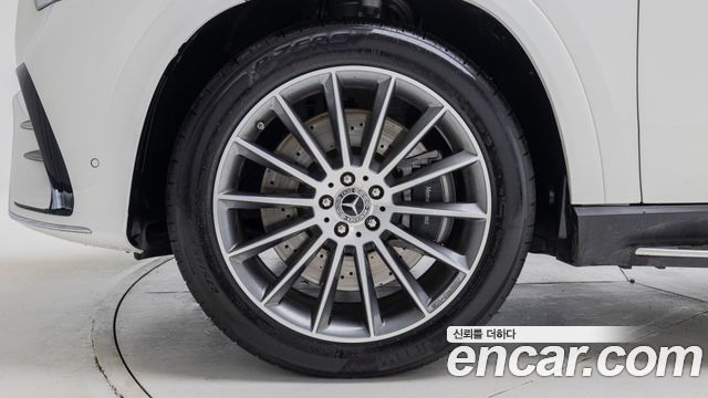 Mercedes-Benz GLE-Class 2025 — photo 5