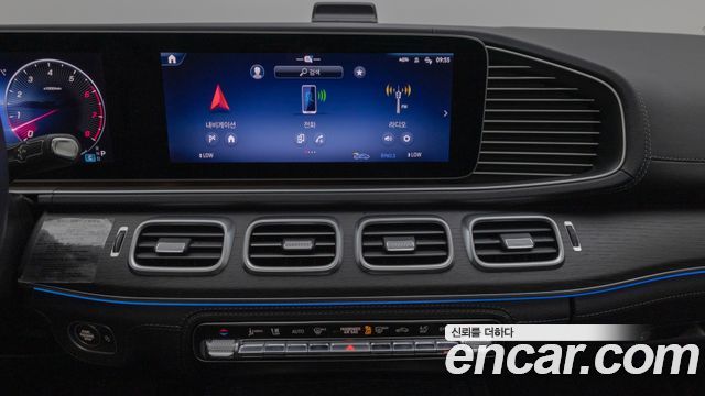 Mercedes-Benz GLE-Class 2025 — photo 16