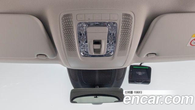 Mercedes-Benz GLE-Class 2025 — photo 17