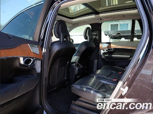 Volvo XC90 2018 — photo 7