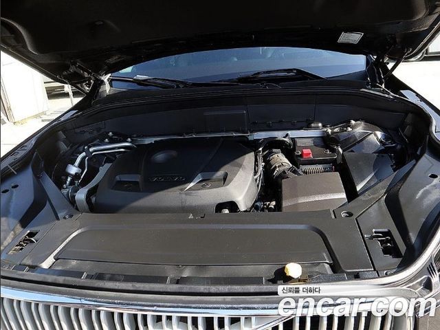 Volvo XC90 2018 — photo 19