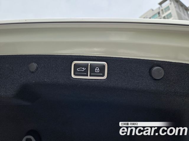Hyundai Grandeur 2025 — photo 9