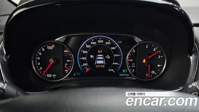 Chevrolet Korea Traverse 2023 — photo 8