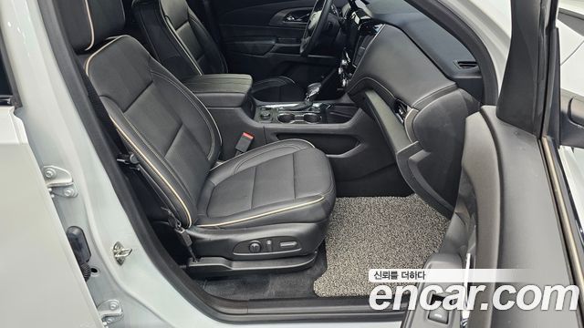 Chevrolet Korea Traverse 2023 — photo 12