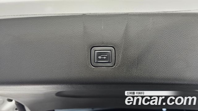 Chevrolet Korea Traverse 2023 — photo 20