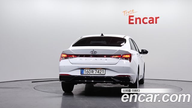 Hyundai AVANTE 2021 — photo 4