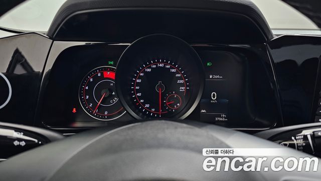 Hyundai AVANTE 2021 — photo 8