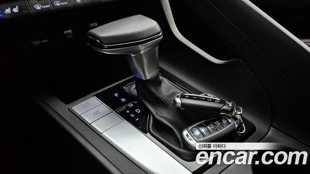 Hyundai AVANTE 2021 — photo 9
