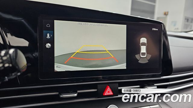 Hyundai AVANTE 2021 — photo 16
