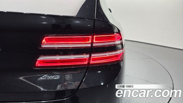 Genesis GV80 2022 — photo 9