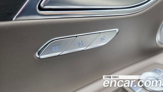 Genesis GV80 2022 — photo 27