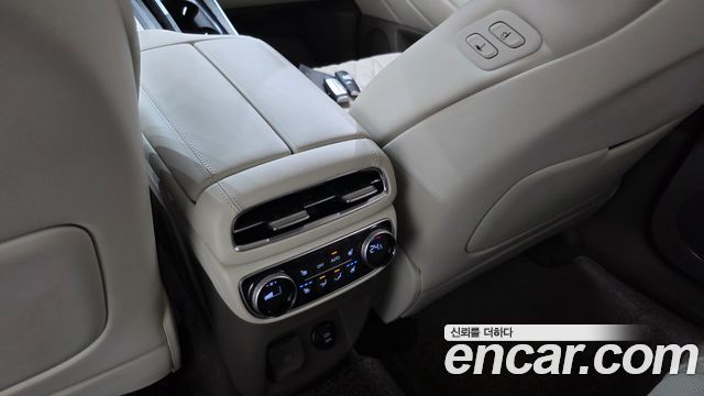 Genesis GV80 2022 — photo 30