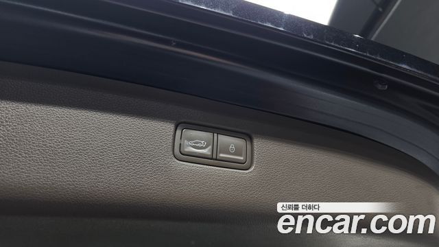 Genesis GV80 2022 — photo 32