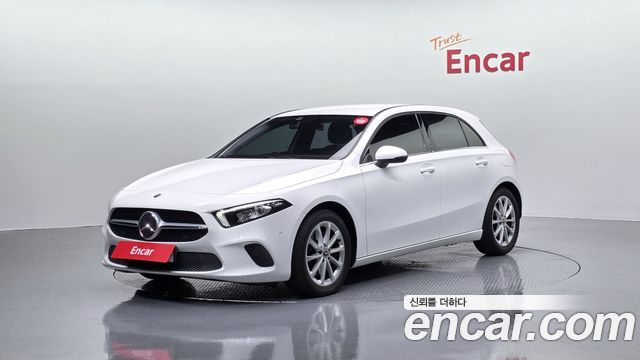 Mercedes-Benz A-Class 2019 — photo 1
