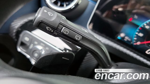 Mercedes-Benz A-Class 2019 — photo 26