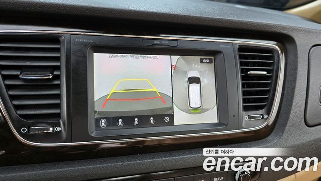 Kia Canival 2019 — photo 15