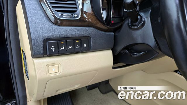 Kia Canival 2019 — photo 19
