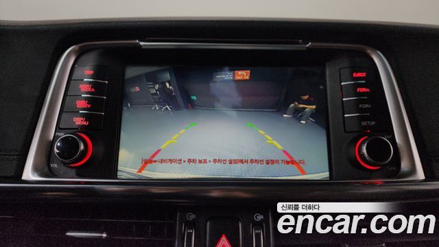 Kia K5 2016 — photo 20