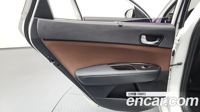 Kia K5 2016 — photo 15
