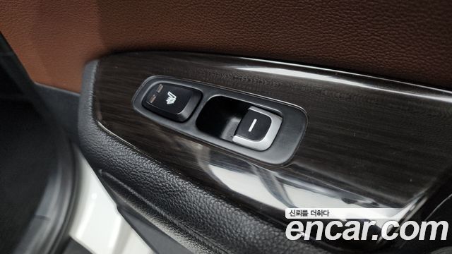 Kia K5 2016 — photo 30