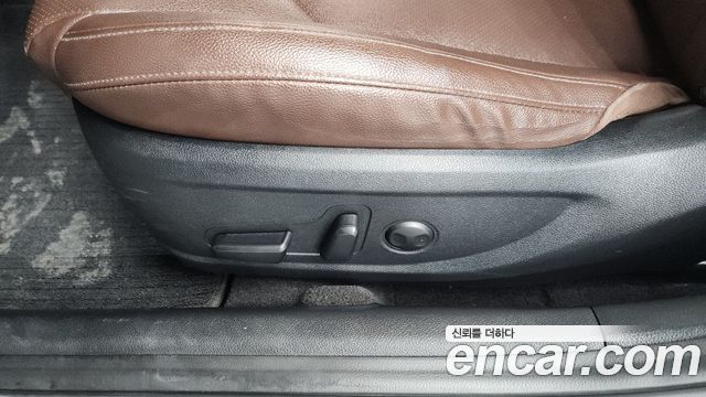 Kia K5 2016 — photo 31