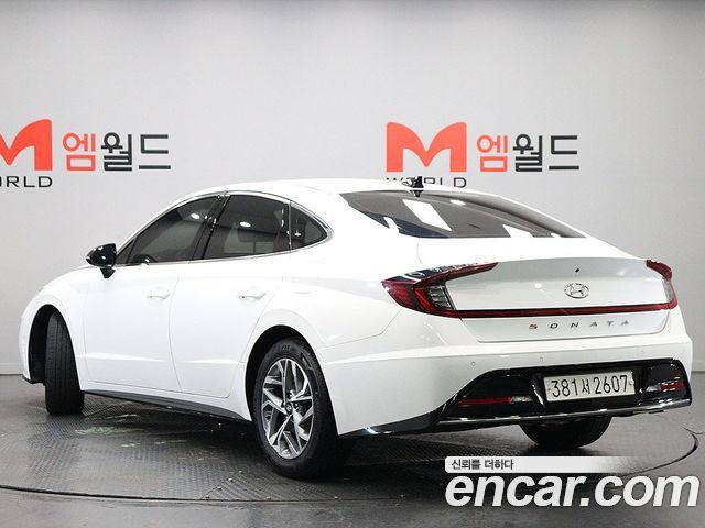 Hyundai Sonata 2022 — photo 4
