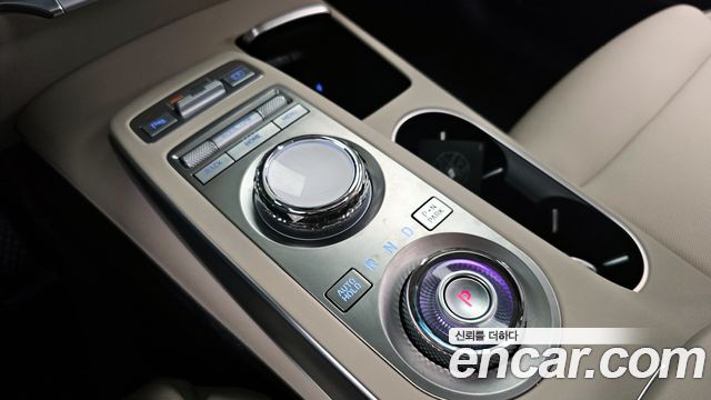 Genesis GV70 2024 — photo 12