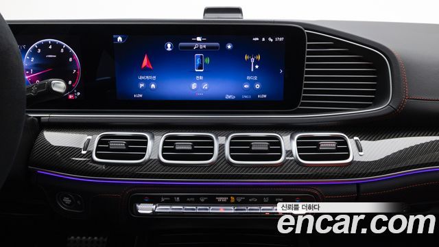 Mercedes-Benz GLE-Class 2025 — photo 16