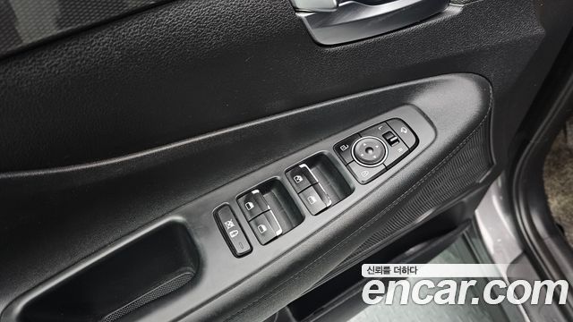 Hyundai Santafe 2019 — photo 12