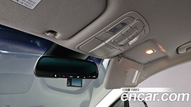 Hyundai Santafe 2019 — photo 15