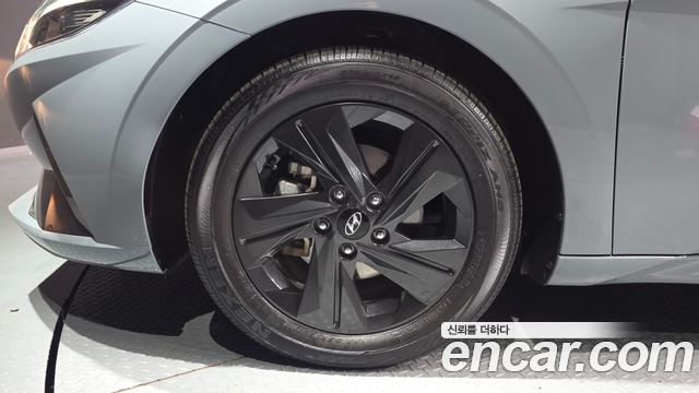 Hyundai AVANTE 2022 — photo 5