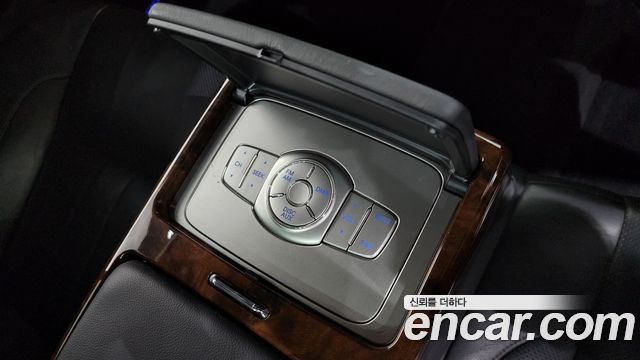 Hyundai Genesis 2008 — photo 15