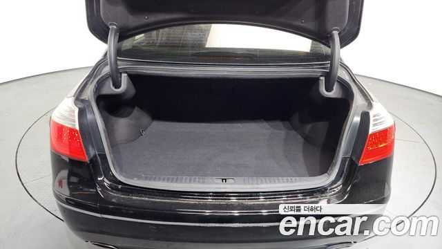Hyundai Genesis 2008 — photo 17