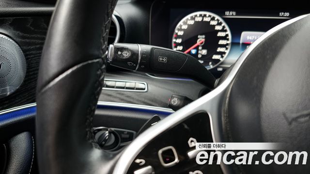 Mercedes-Benz E-Class 2019 — photo 16