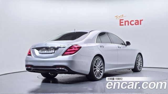 Mercedes-Benz S-Class 2018 — photo 2