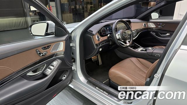 Mercedes-Benz S-Class 2018 — photo 10