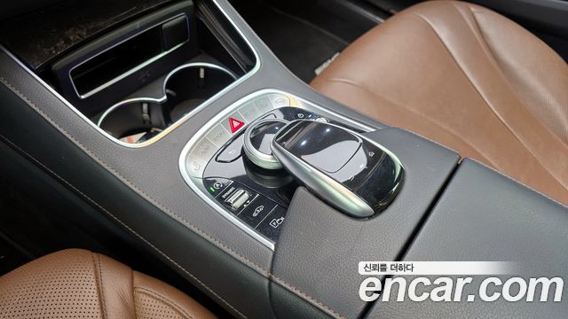 Mercedes-Benz S-Class 2018 — photo 16
