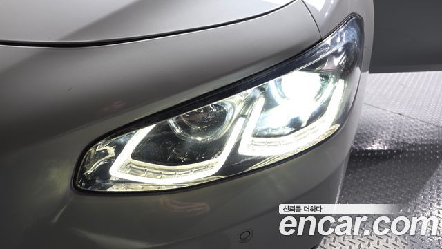 Hyundai Grandeur 2017 — photo 8