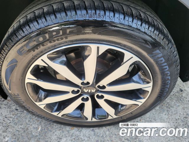 Kia Sportage 2016 — photo 15