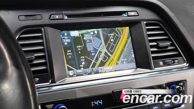 Hyundai Sonata 2015 — photo 13