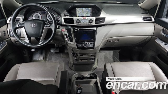 Honda Odyssey 2016 — photo 7