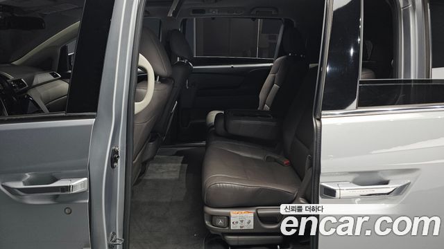 Honda Odyssey 2016 — photo 12