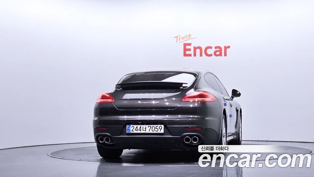 Porsche Panamera 2014 — photo 4