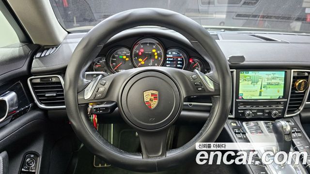 Porsche Panamera 2014 — photo 13