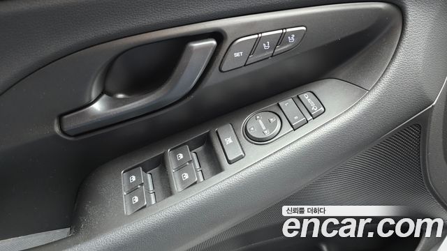 Hyundai i30 2020 — photo 20