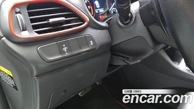 Hyundai i30 2020 — photo 21