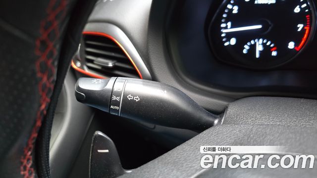 Hyundai i30 2020 — photo 22