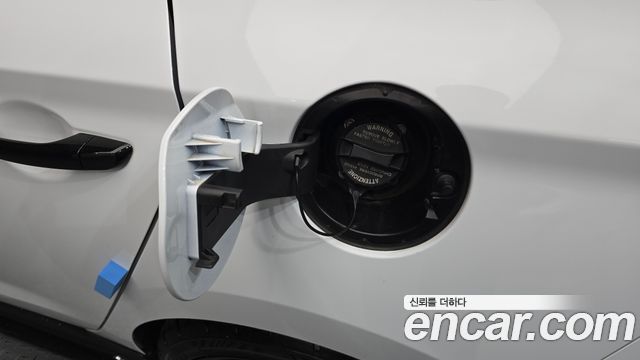 Hyundai i30 2020 — photo 29