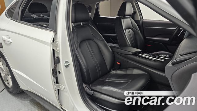Hyundai Sonata 2020 — photo 11